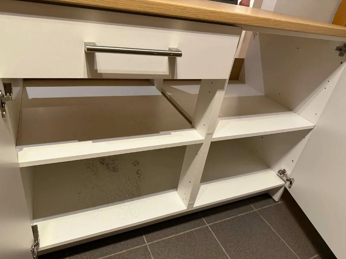 Kitchen unit - Image 1