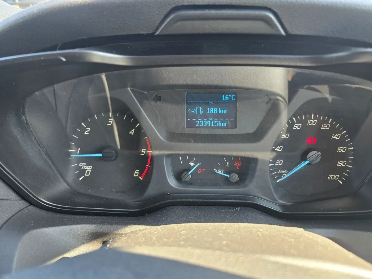 Ford Transit 2017 - Image 3
