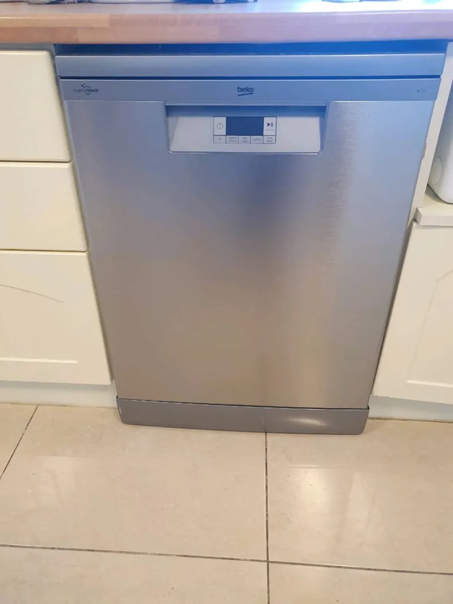 Dishwasher - Image 1