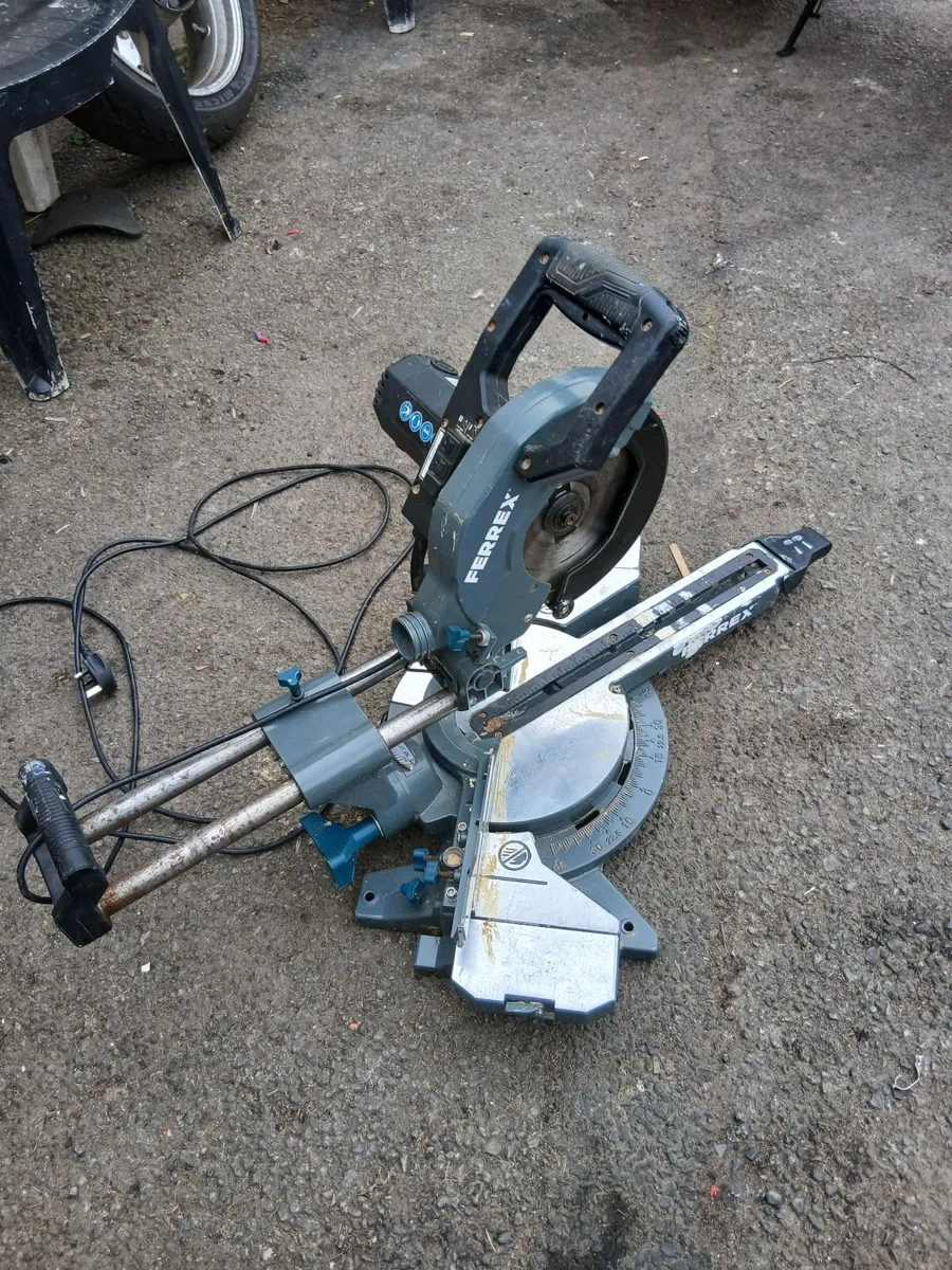 Big ferrex chop saw working 100-percent - Image 1