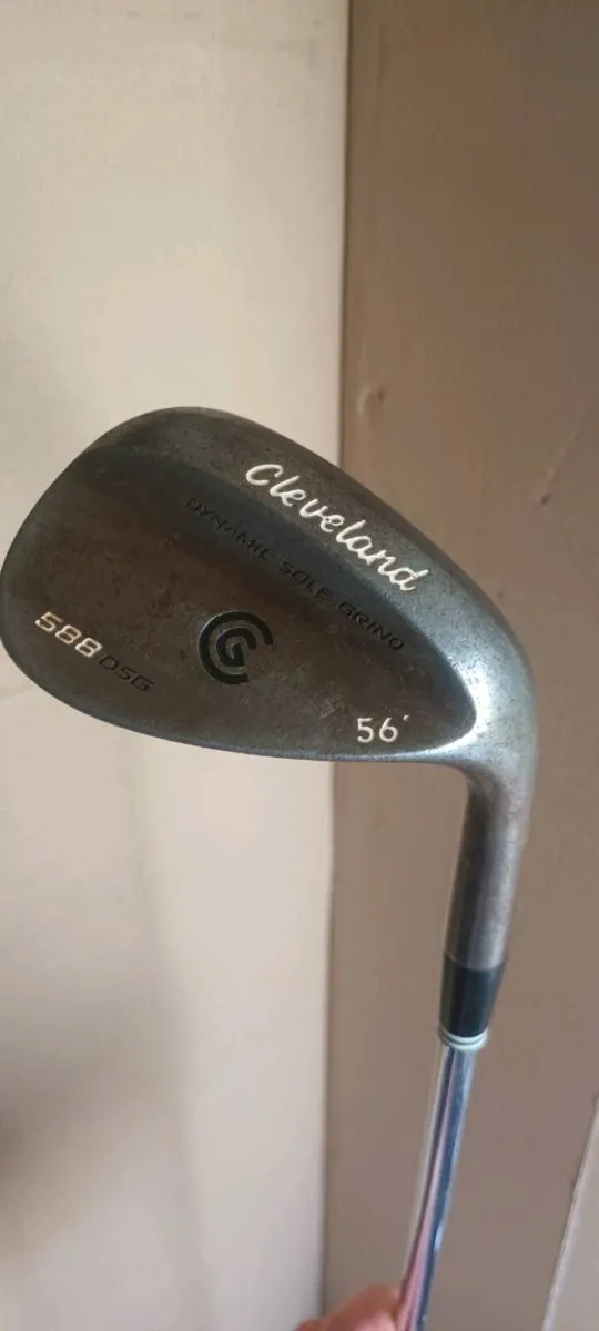 Cleveland 588 DSG 56° Wedge - Image 1