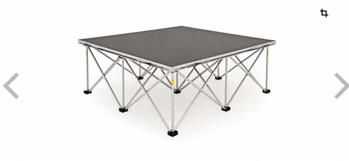 Portable stage - Image 1