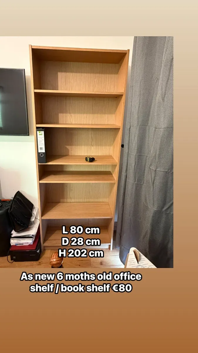 Large book shelf - Image 1
