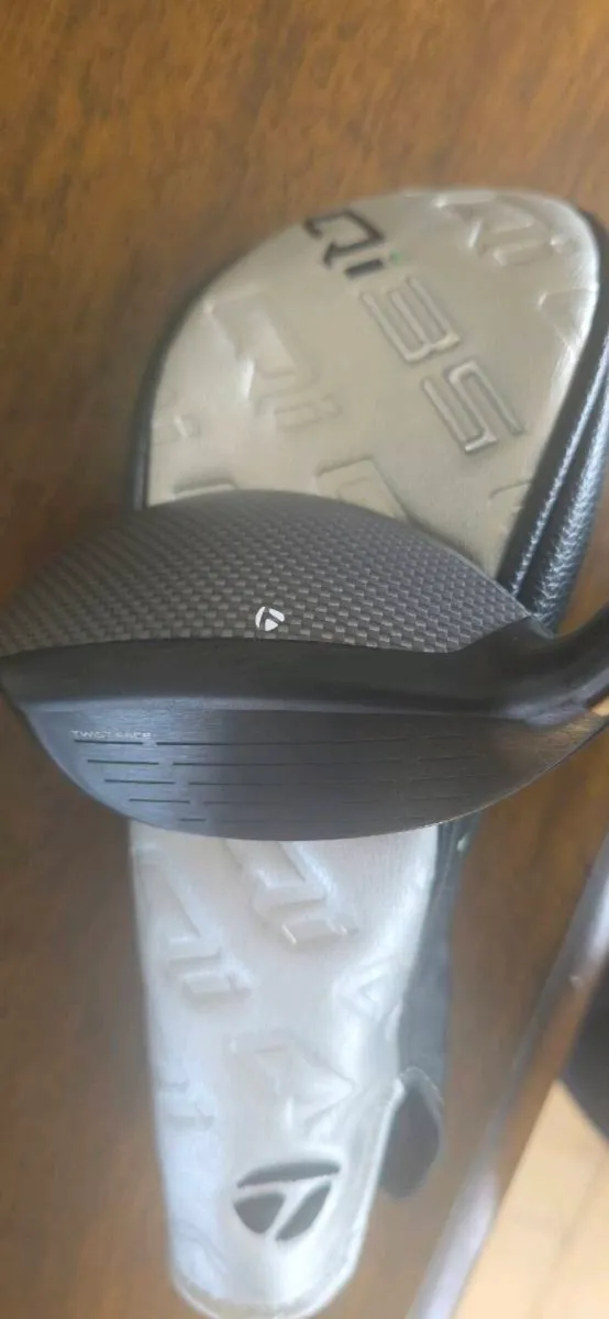 New Taylormade QI35 27 degrees rescue - Image 3