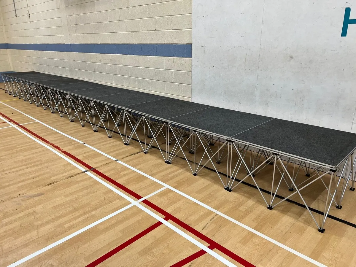 Portable stage - Image 3
