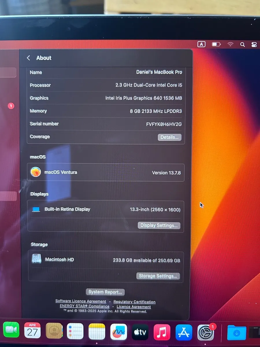 MacBook Pro 14.1 - Image 4