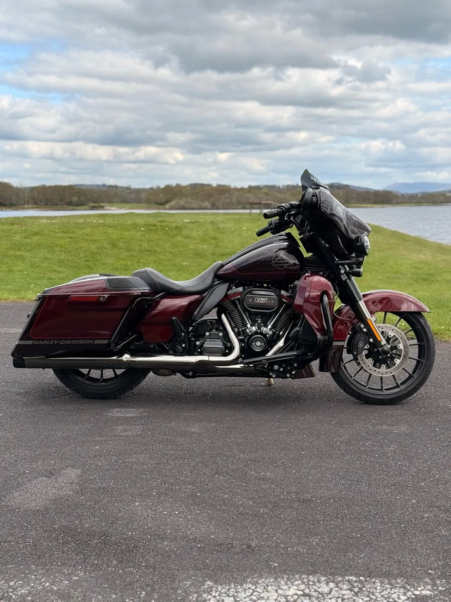 Harley Davidson CVO Street Glade - Image 1