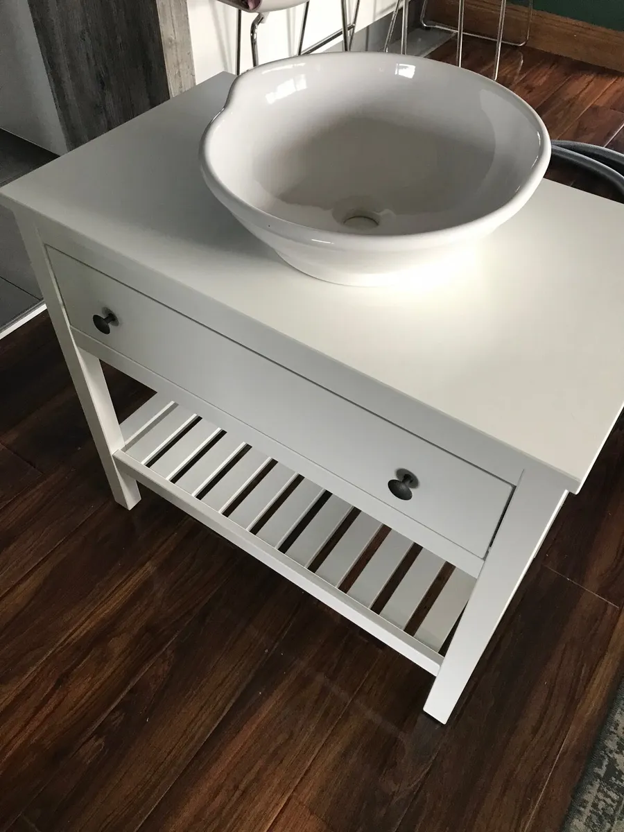 Bathroom Unit - Image 1