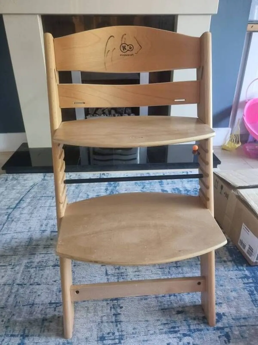 High chair - Image 1