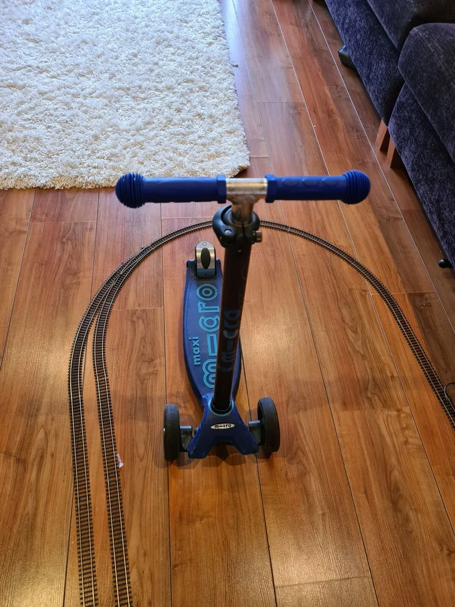 Maxi Micro scooter - Image 2