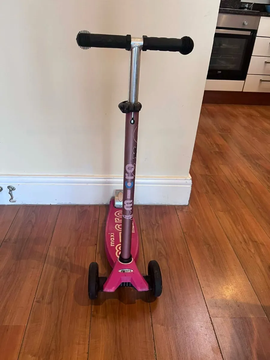 Maxi Micro scooter