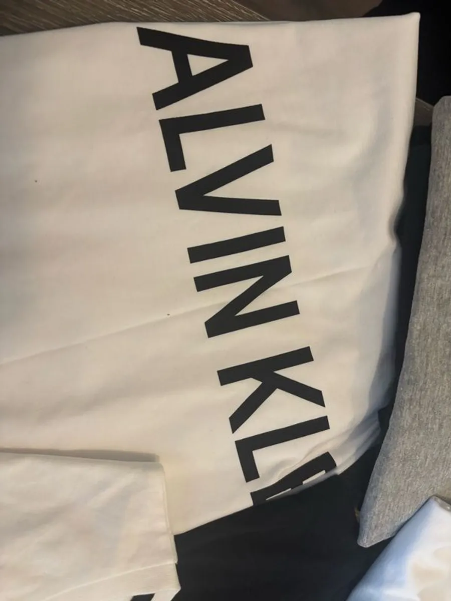 4 Tee Shirts - 13-14 yr old (sold together) - Image 3