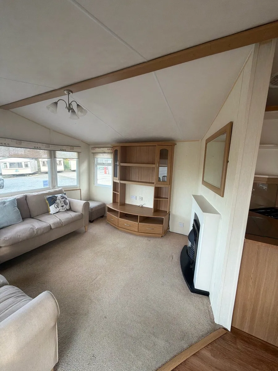 BK Caprice 36 x 12 x 2 Bedroom (Winter Pk) - Image 3