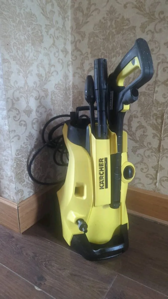 Power washer - Image 1