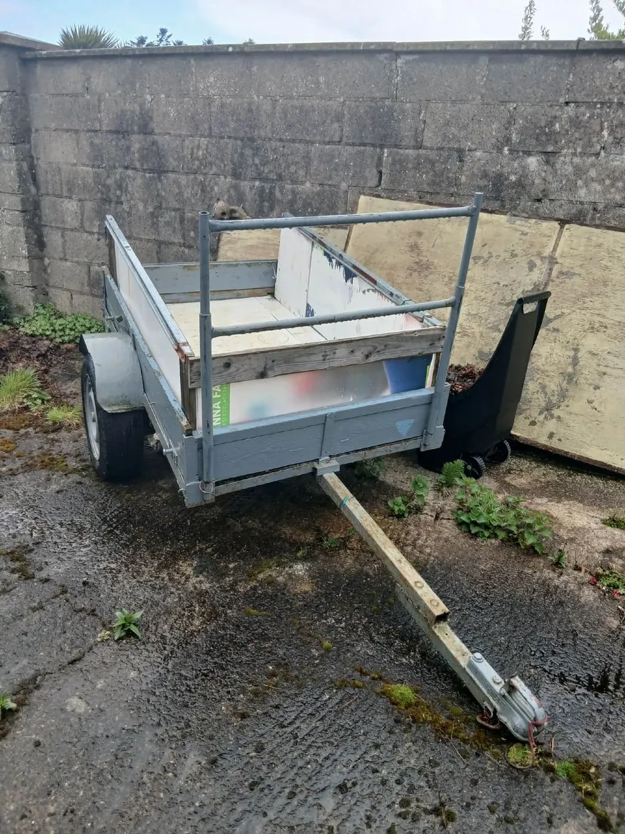 For sale 300e working perfect - Image 1