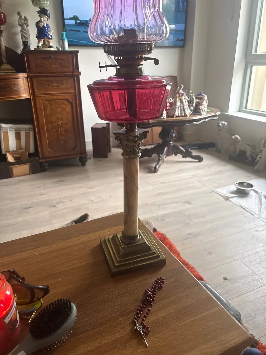 Old oil lamp - Image 2
