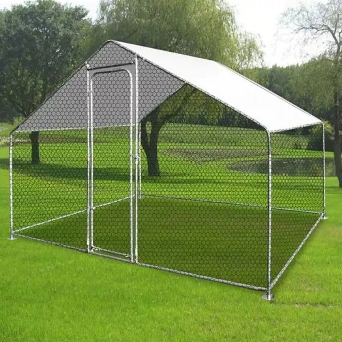 Hen Run With a Free Cover – 3M x 2M x 2M - Image 1