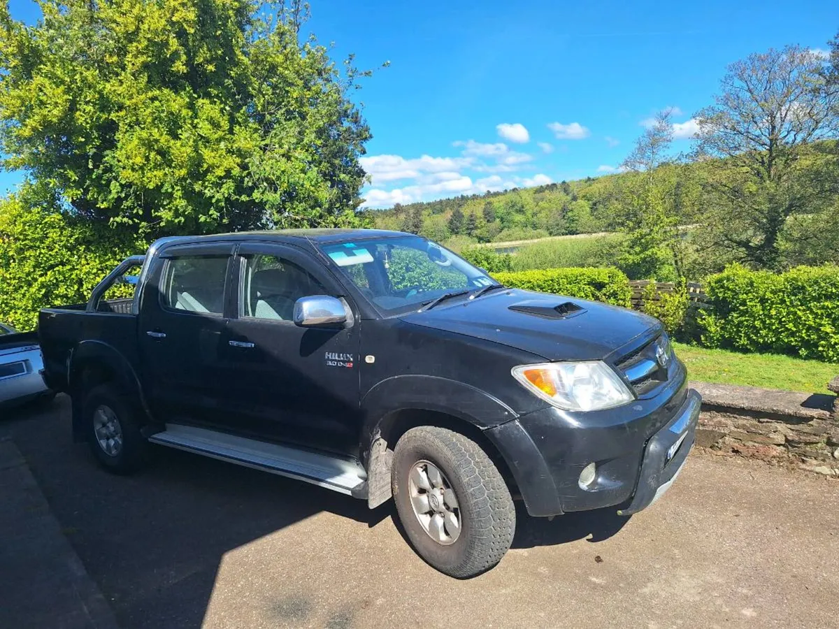 Toyota Hilux 2008 3l d4d - Image 1