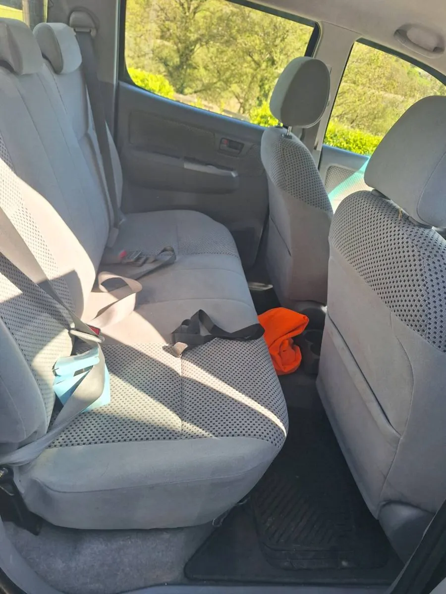 Toyota Hilux 2008 3l d4d - Image 3
