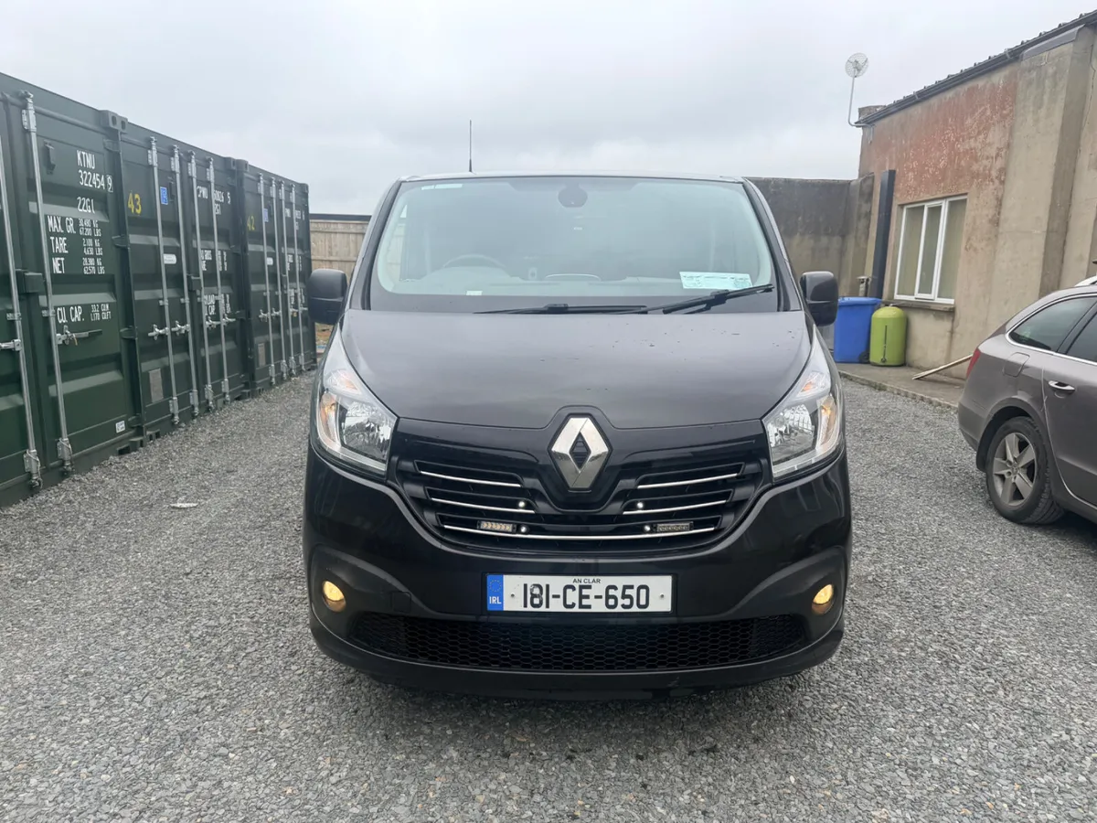 2018 Renault Trafic Sport lwb - Image 2