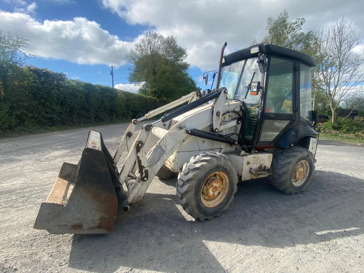 JCB 2CX Loader - Image 1