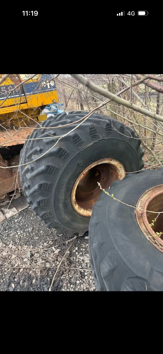 4 OVERSIZE 10STUD WHEELS - Image 3