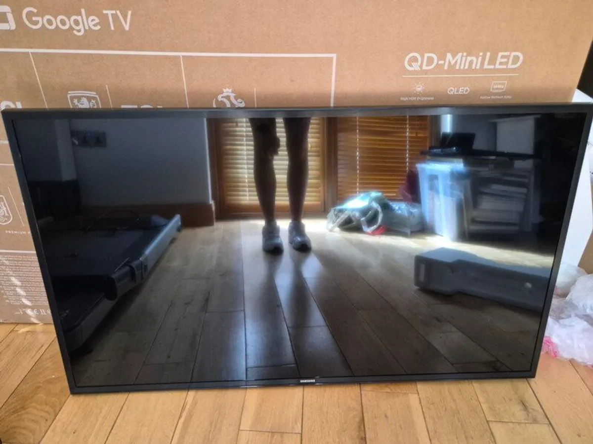 Samsung 43" Direct LED TV - Image 1