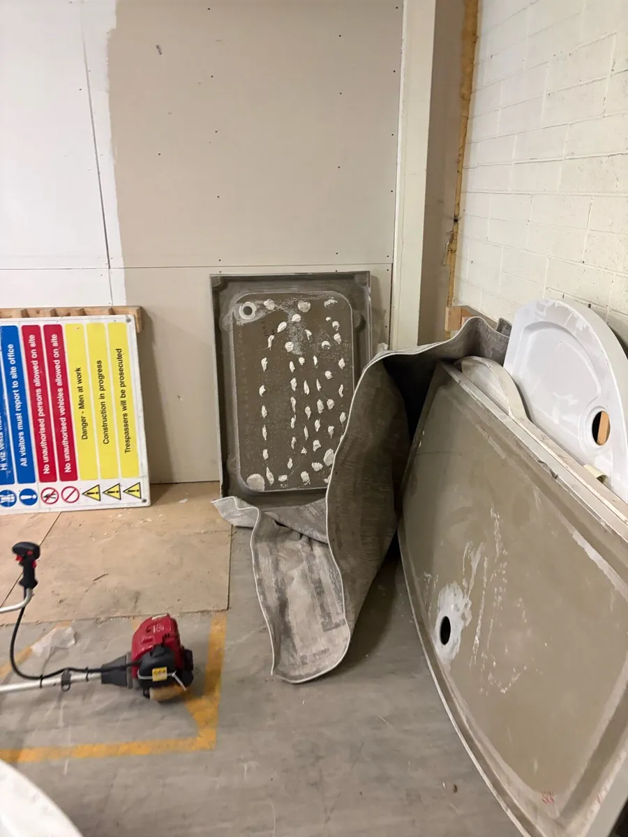 Baths shower tray - Image 4