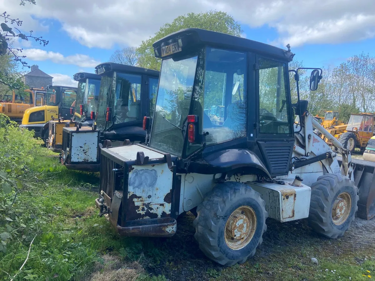 JCB 2CX Loaders  (Choice of 3) - Image 4