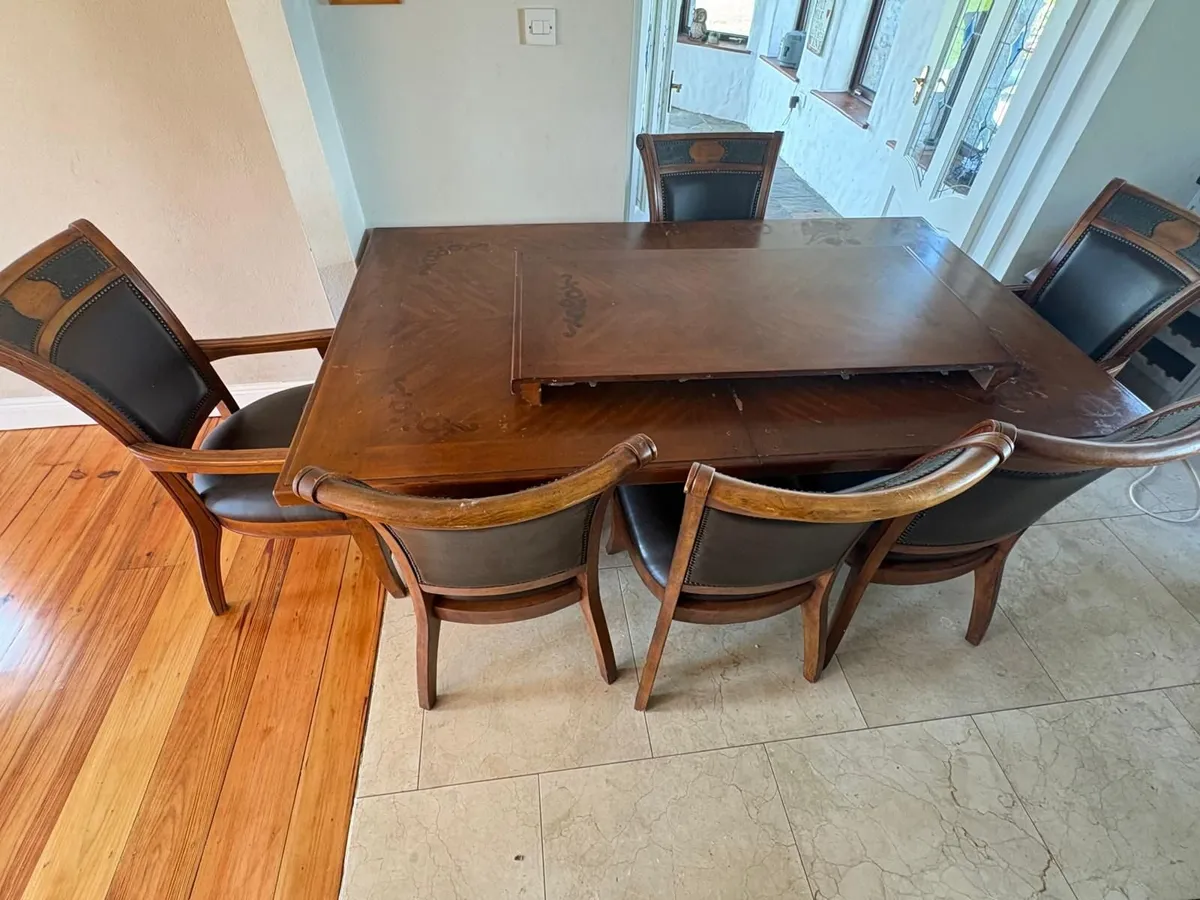 table and chairs - Image 2