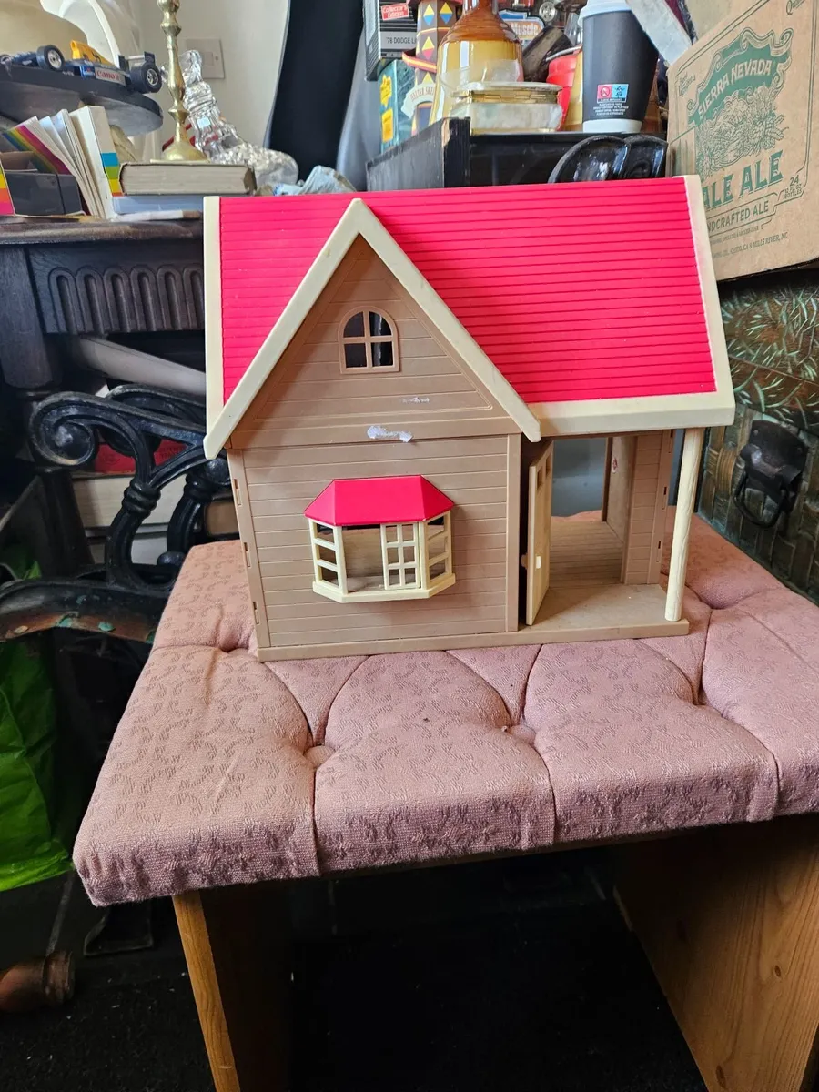 Sylvanian Famalies House - Image 1