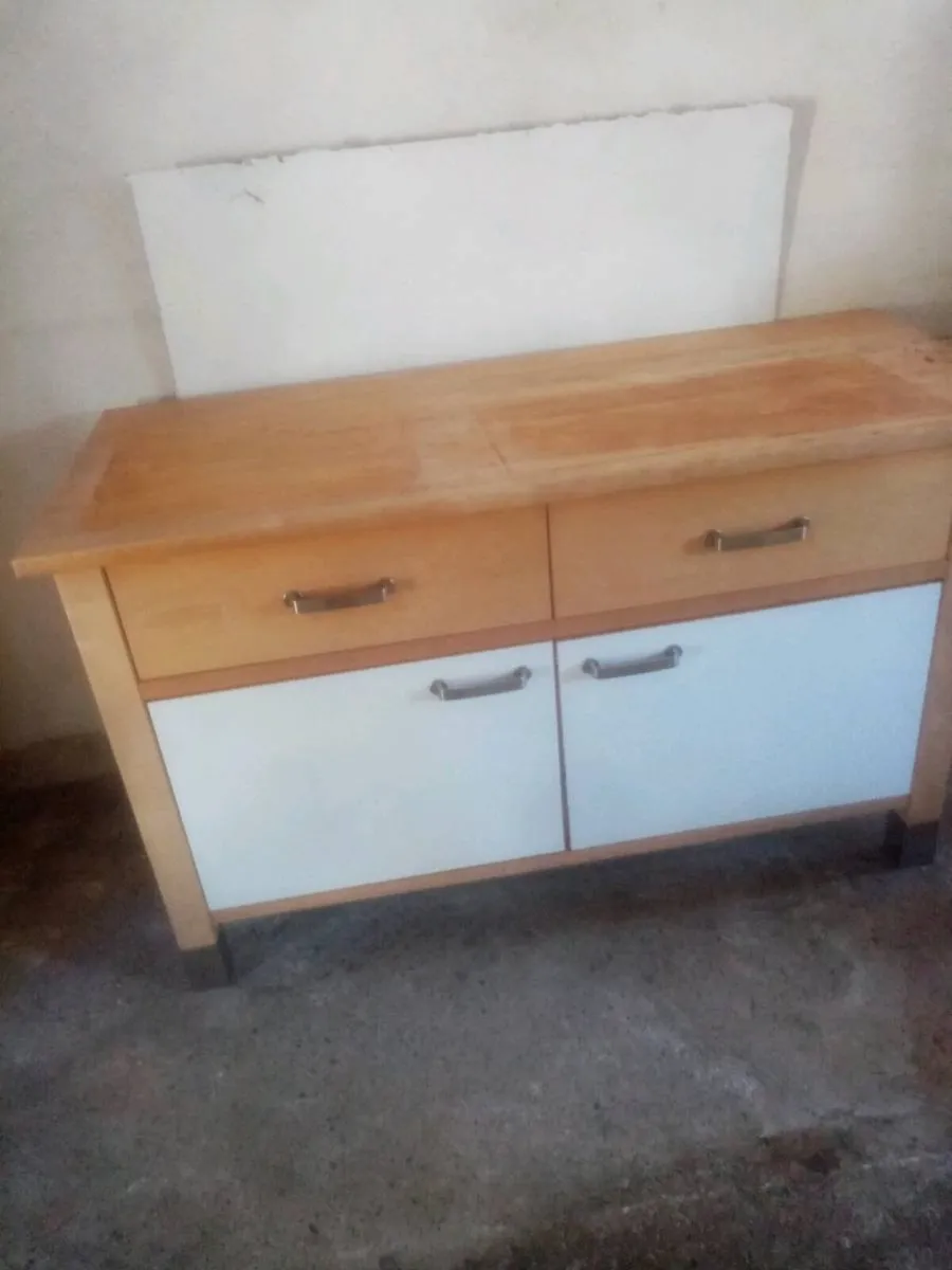 Kitchen unit - Image 1