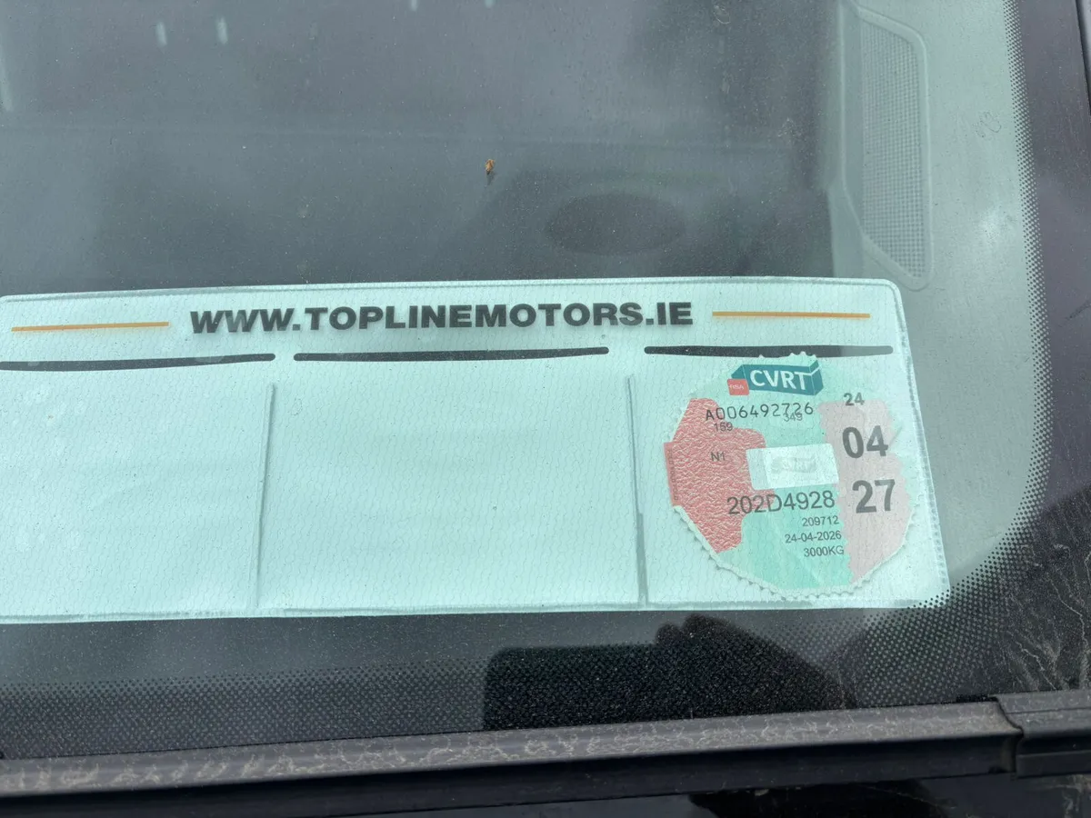 //FRIDGE-FREEZER VAN//TOP  SPEC//NEW DOE//AUTO/// - Image 2