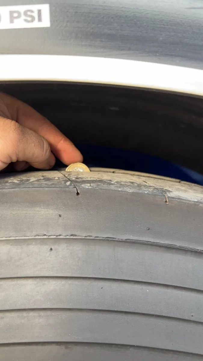 2015 SDC Curtainsider - Image 2