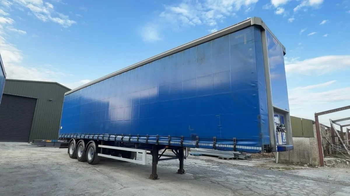 2015 SDC Curtainsider - Image 3