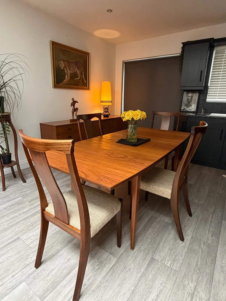Mid Century Extendable Dining Table - Image 1