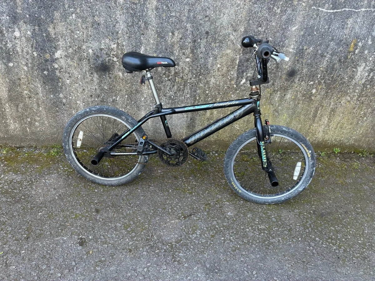 Boys BMX bike - Image 1