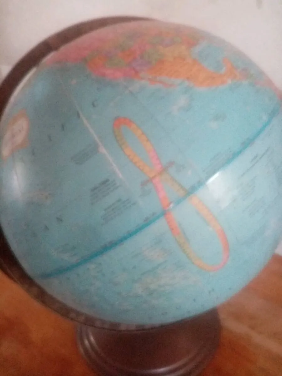 Vintage Globe - Image 4