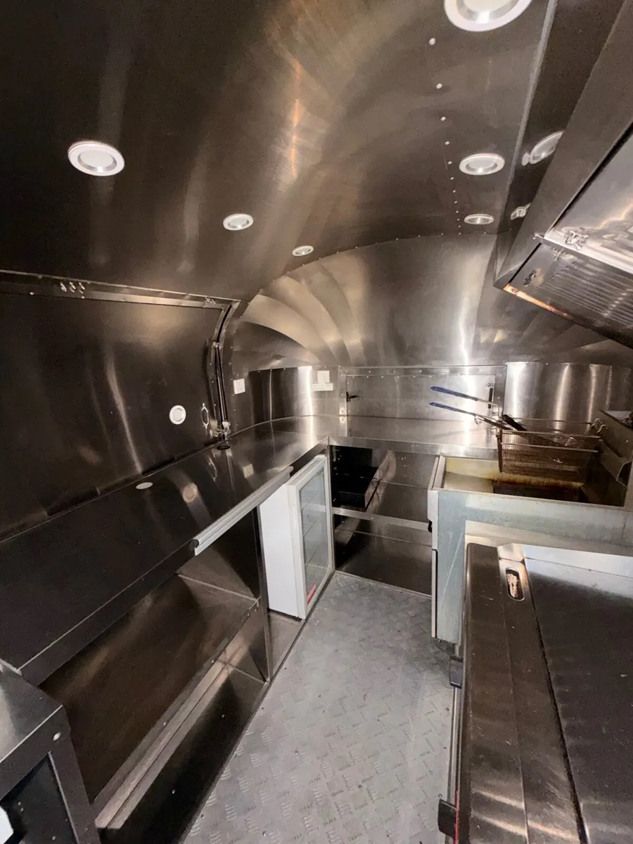 FOOD TRUCK - Price on Application - Image 4