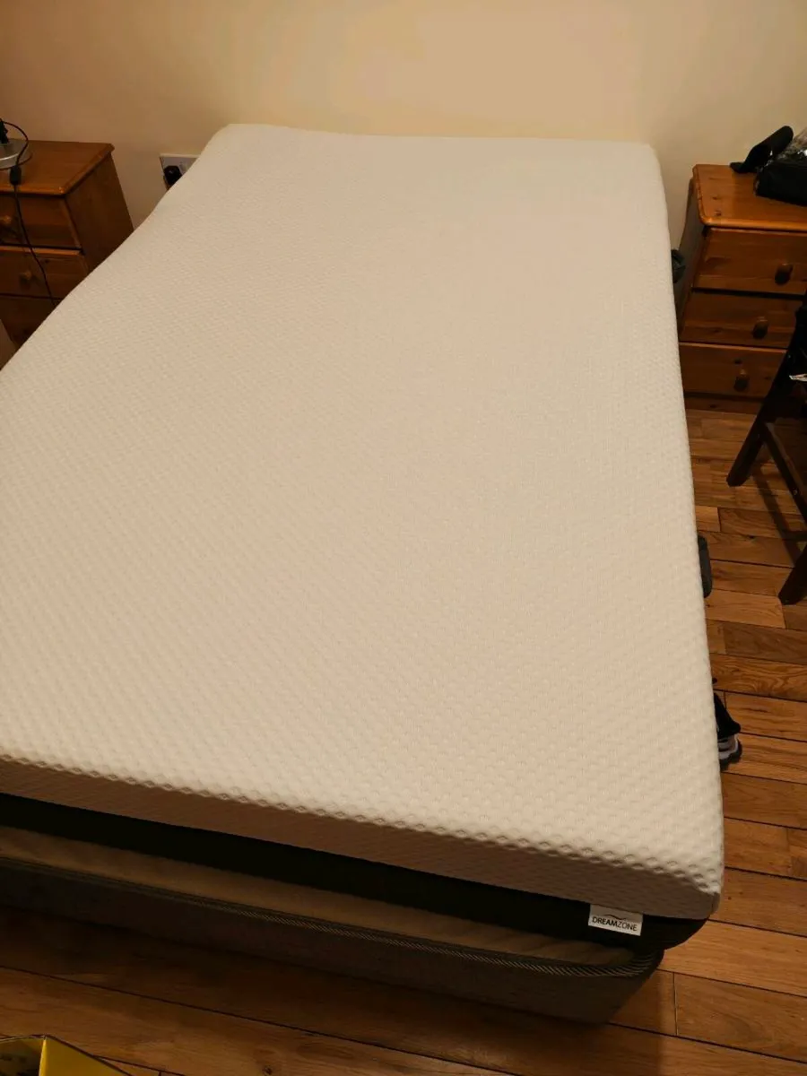 Bed almost new - Image 4