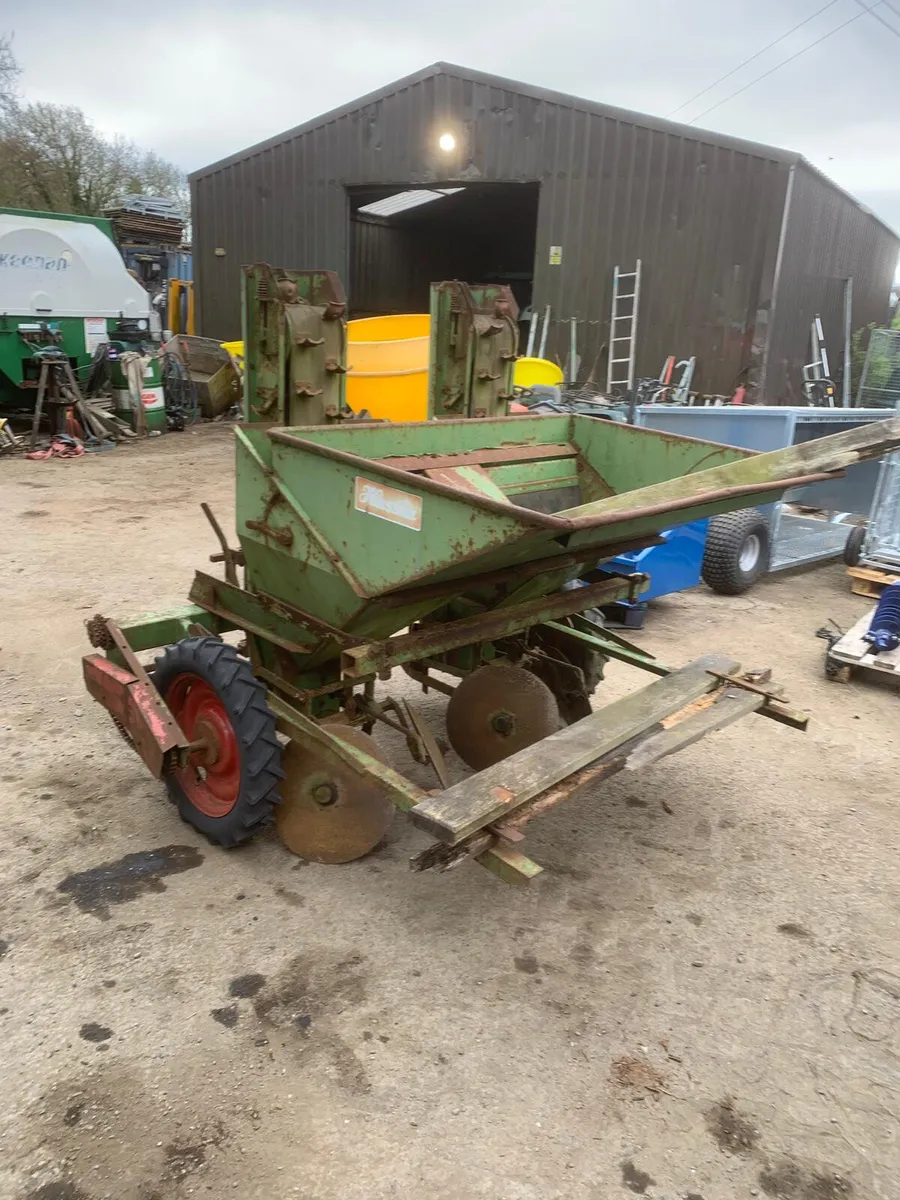Potato planter - Image 2