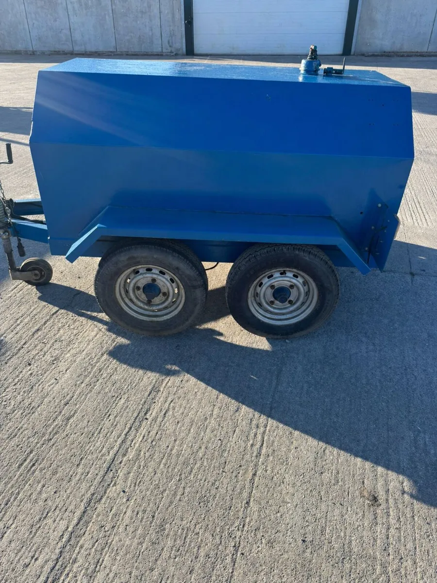 Fuel Bowser - Image 3