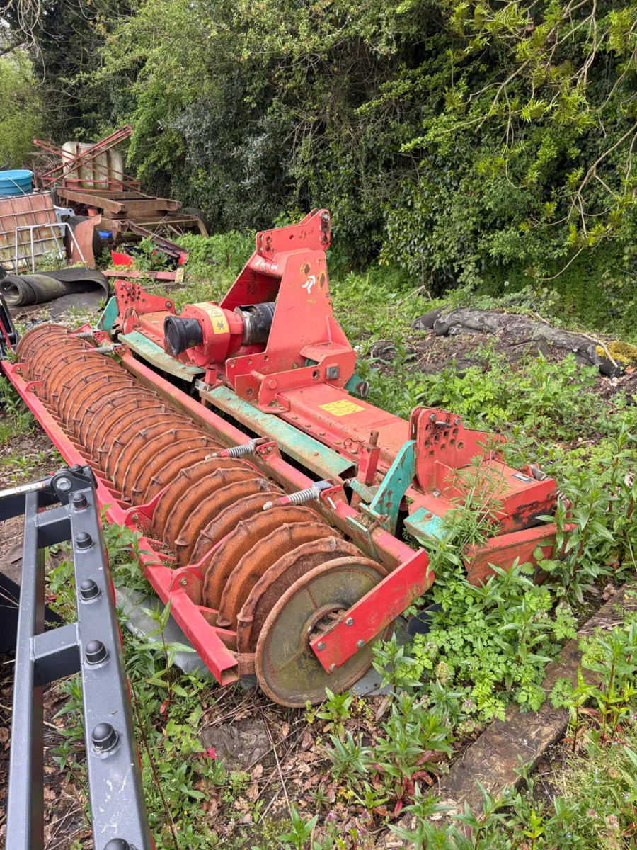 Kverneland 4m power harrow - Image 2