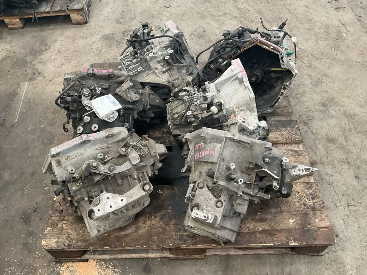 Gearbox Auction - Image 1