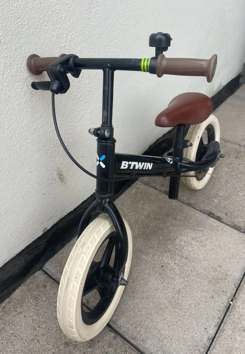 Decathlon Kids' 10" Balance Bike - Image 2