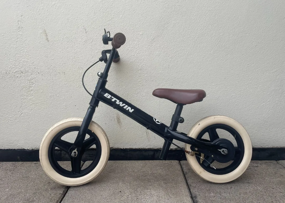 Decathlon Kids' 10" Balance Bike - Image 1