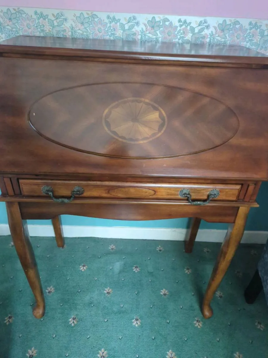Writing bureau - Image 1