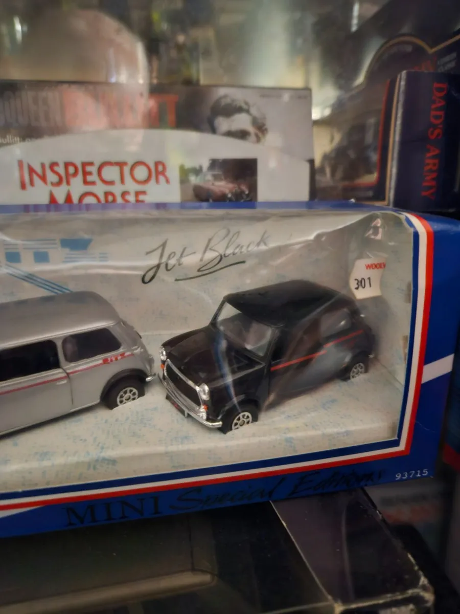 Corgi Mini Set - Image 3
