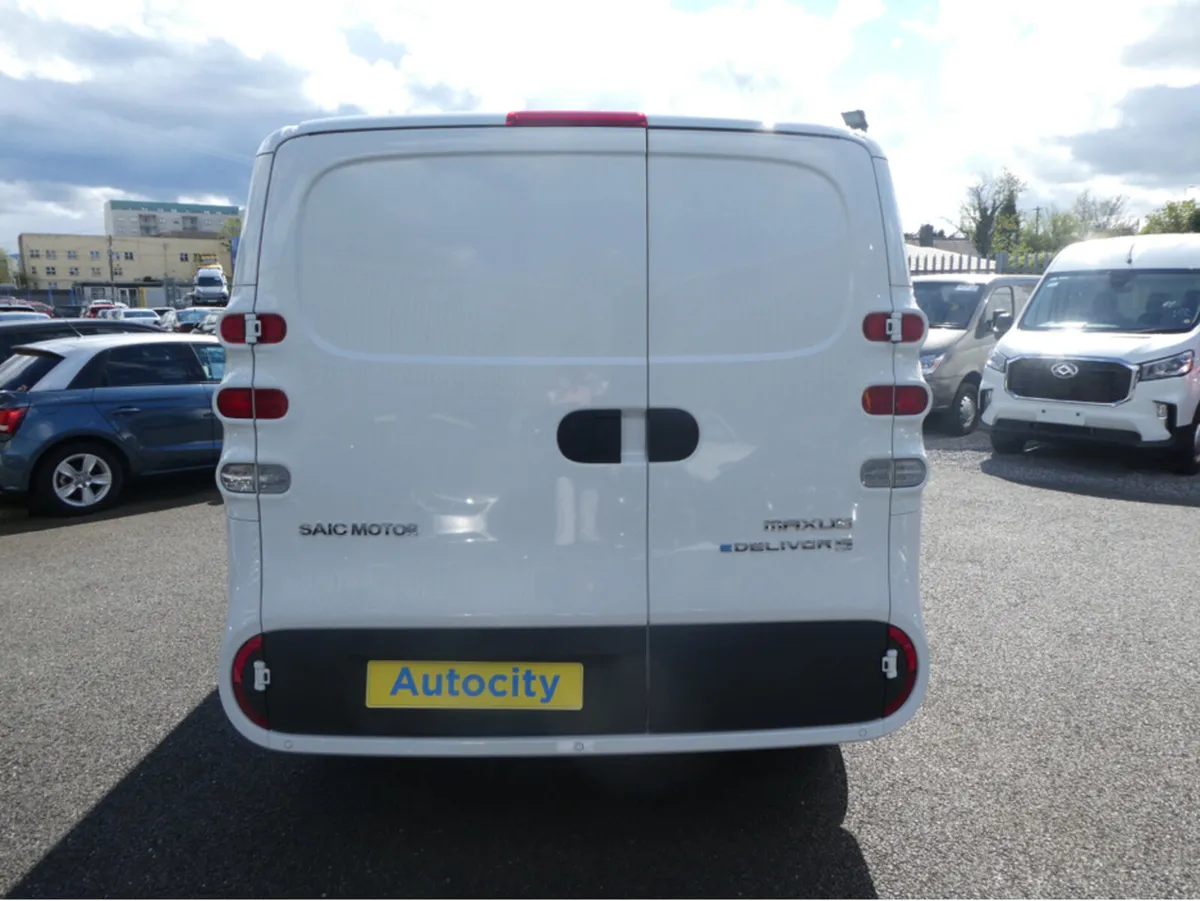 Maxus eDELIVER 5 65kWh, L1 H1 and H2. L2 H1 and H2 - Image 4