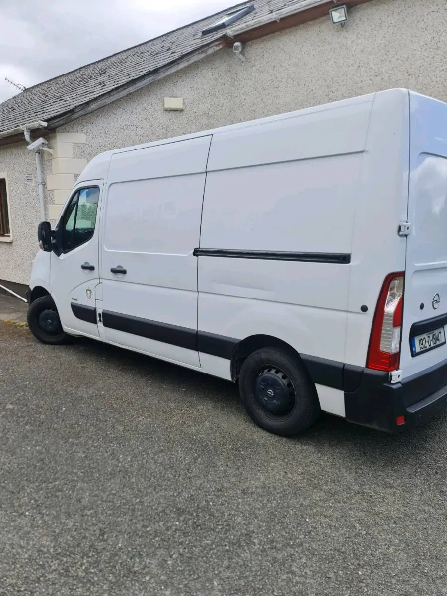 Opel Movano MWB Semi Hi - Image 2